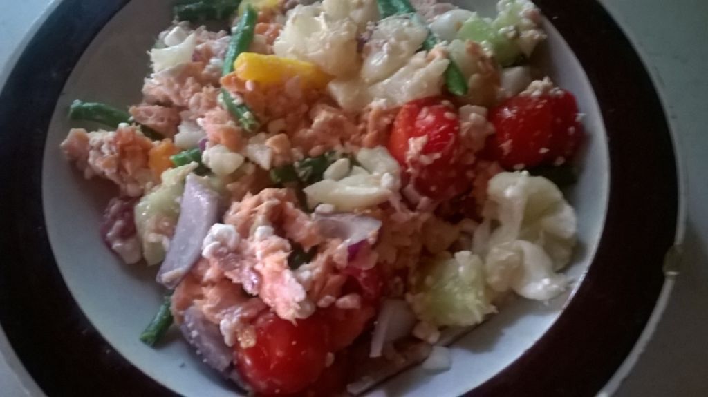 SAVULOHISALAATTI. Resepti